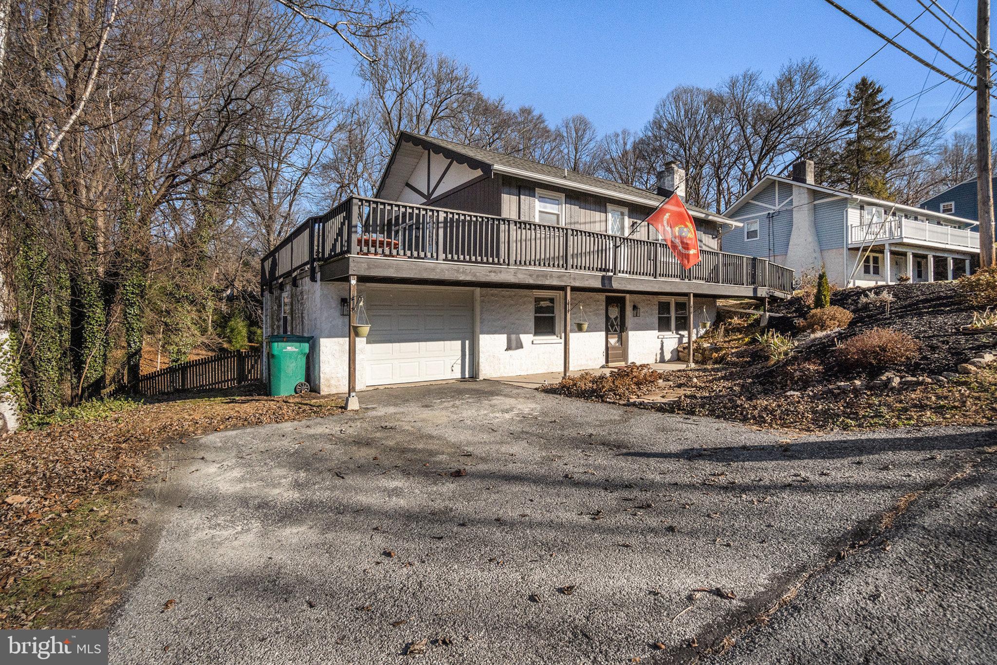 923 Sunnyside Road Hummelstown, PA 17036 - Photo 2 of 29