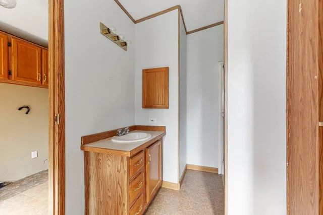 $99,000 | 108 Hilton Court, Mankato, MN 56001