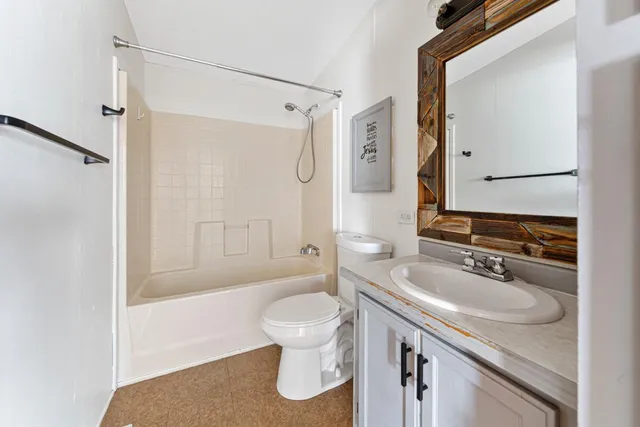 $99,000 | 108 Hilton Court, Mankato, MN 56001