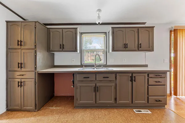 $90,000 | 108 Hilton Court, Mankato, MN 56001