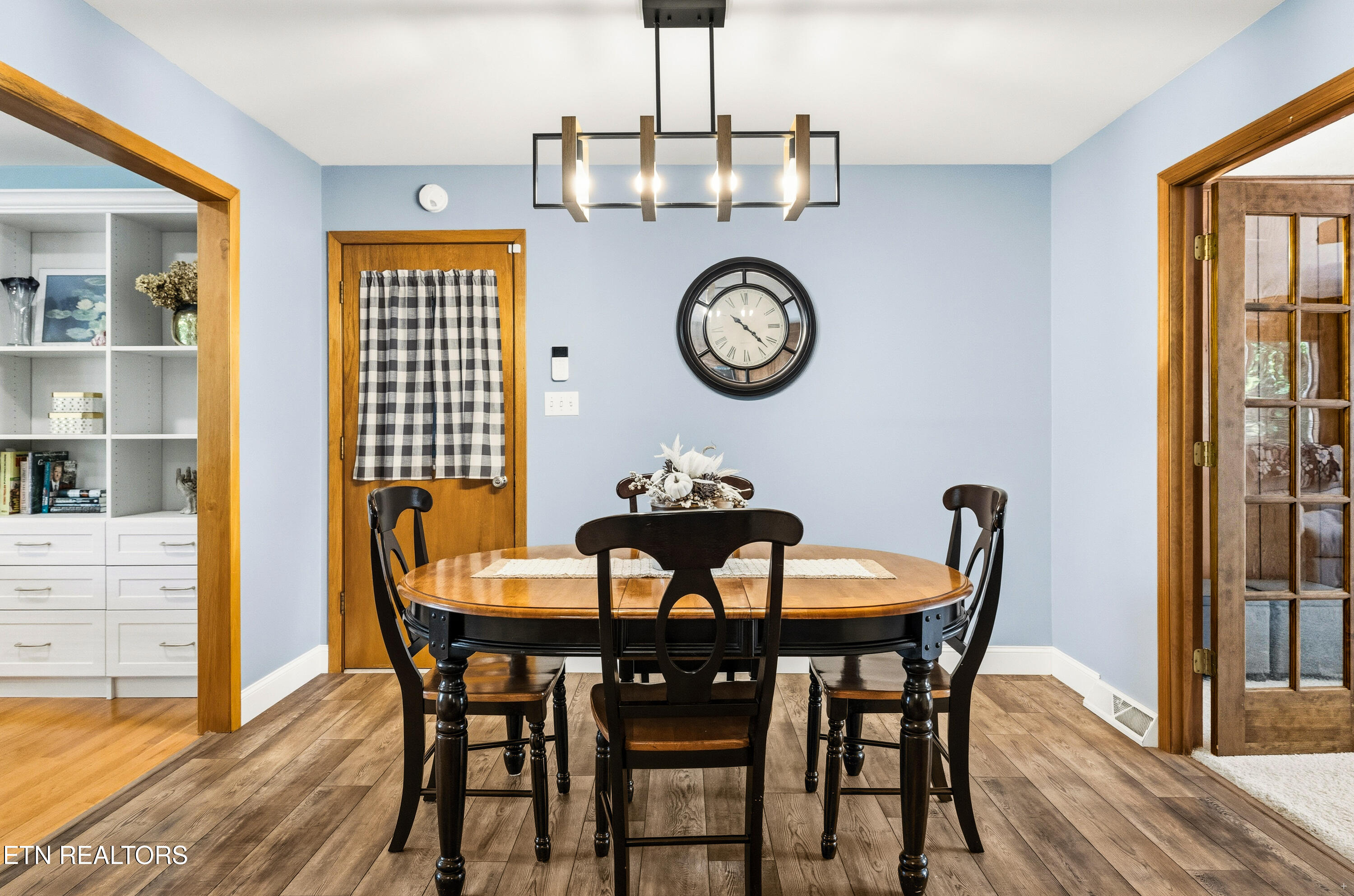 804 Venice Road Northwest Knoxville, TN 37923 - Photo 11 of 31 Positive Perceptions-11