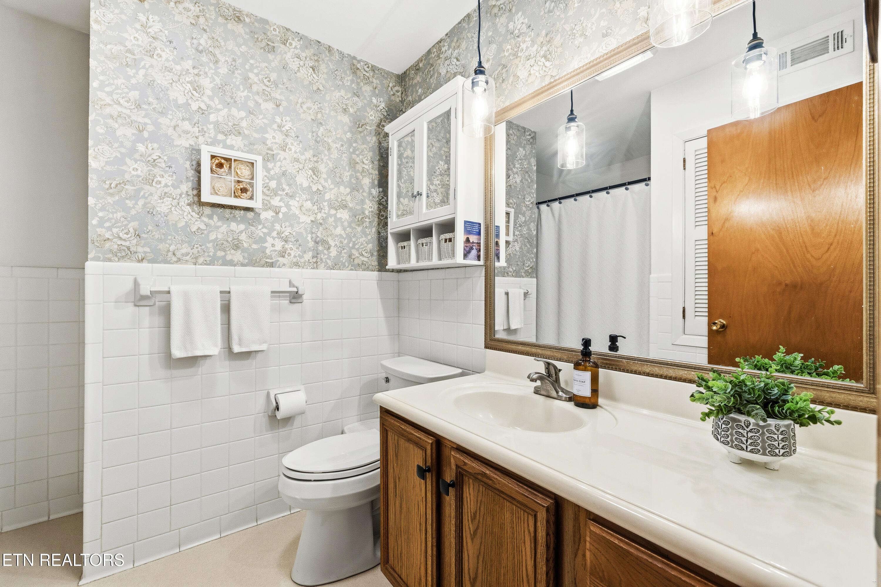 804 Venice Road Northwest Knoxville, TN 37923 - Photo 21 of 31 Positive Perceptions-21