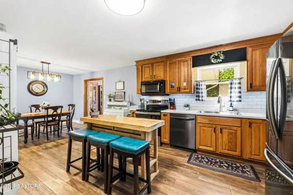 $449,000 | 804 Venice Road Northwest, Knoxville, TN 37923