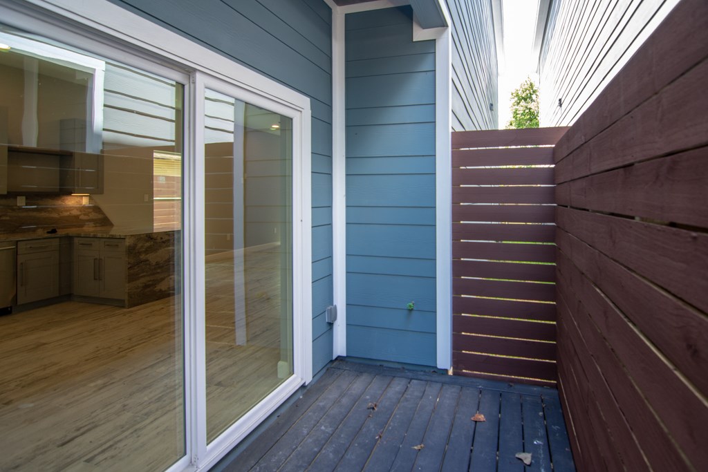 317 West 35th Street Houston, TX 77018 - Photo 12 of 22 a view of outdoor space and wooden floor