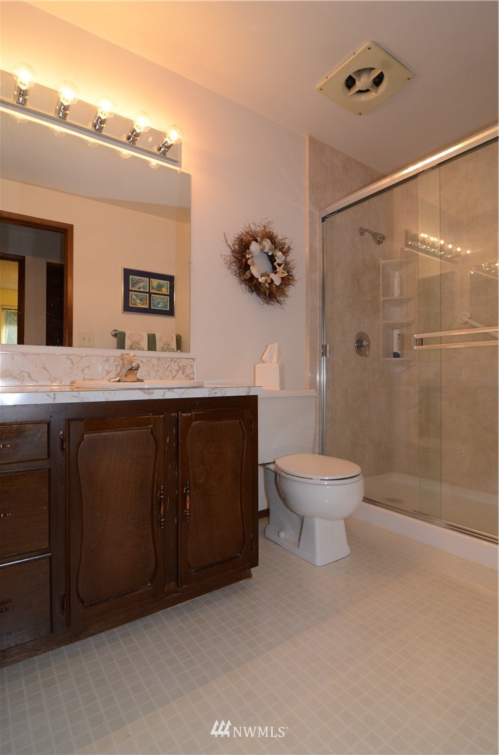 18212 Southeast 147th Street Renton, WA 98059 - Photo 12 of 25