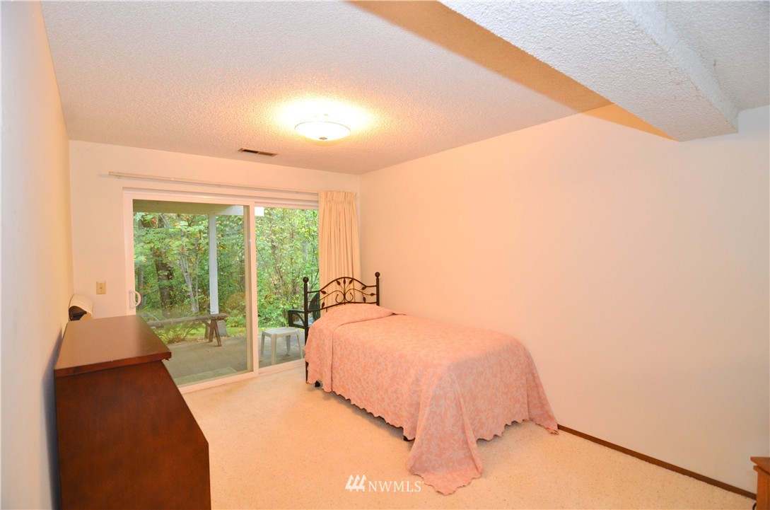 18212 Southeast 147th Street Renton, WA 98059 - Photo 16 of 25