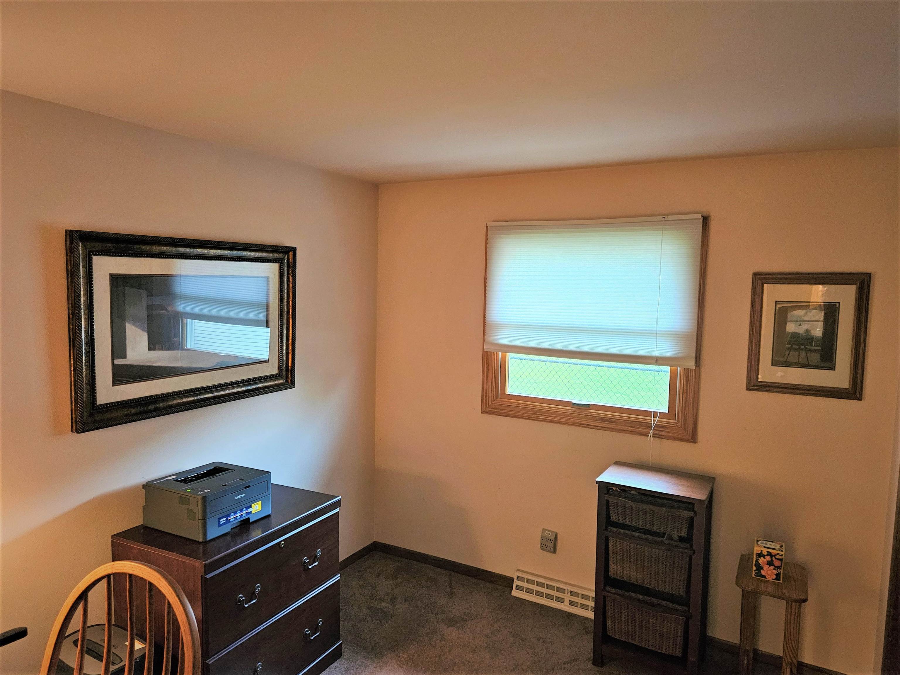 2005 Oak Street Oshkosh, WI 54901 - Photo 19 of 36