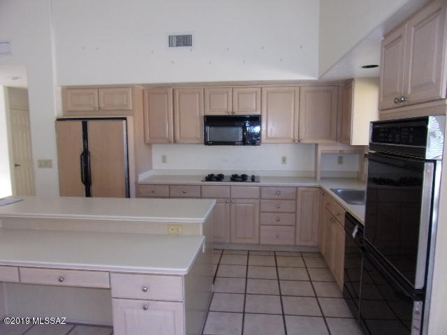 5425 North Cres Ridge Drive Tucson, AZ 85718 - Photo 10 of 31