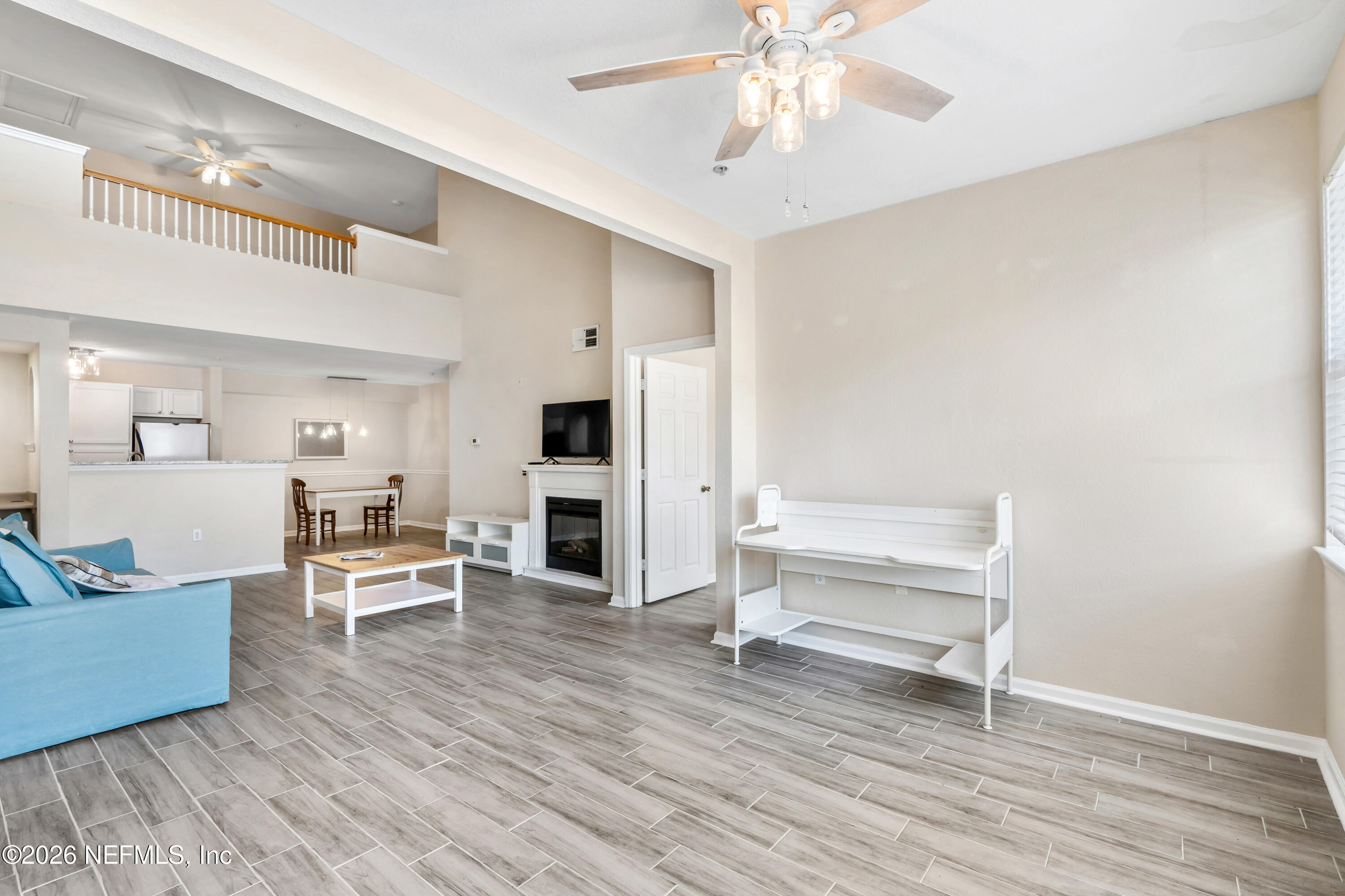 8550 Touchton Road, Unit 2235 Jacksonville, FL 32216 - Photo 8 of 33 sunroom