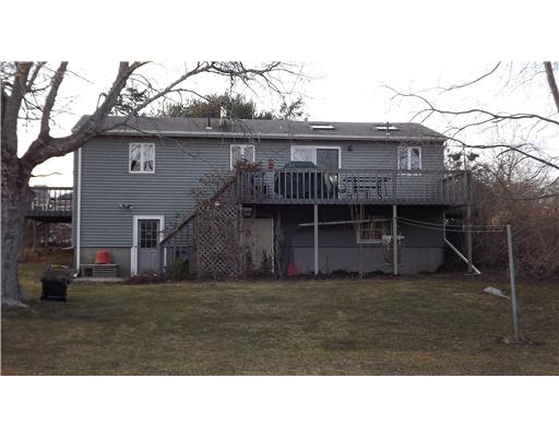 40 Spindrift Road Narragansett, RI 02882 - Photo 5 of 19 Exterior Back.