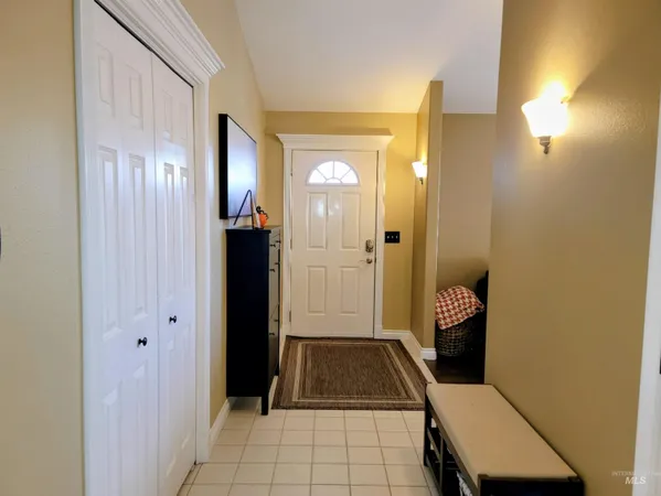 $378,000 | 930 Cypress Court, Unit B, Lewiston, ID 83501