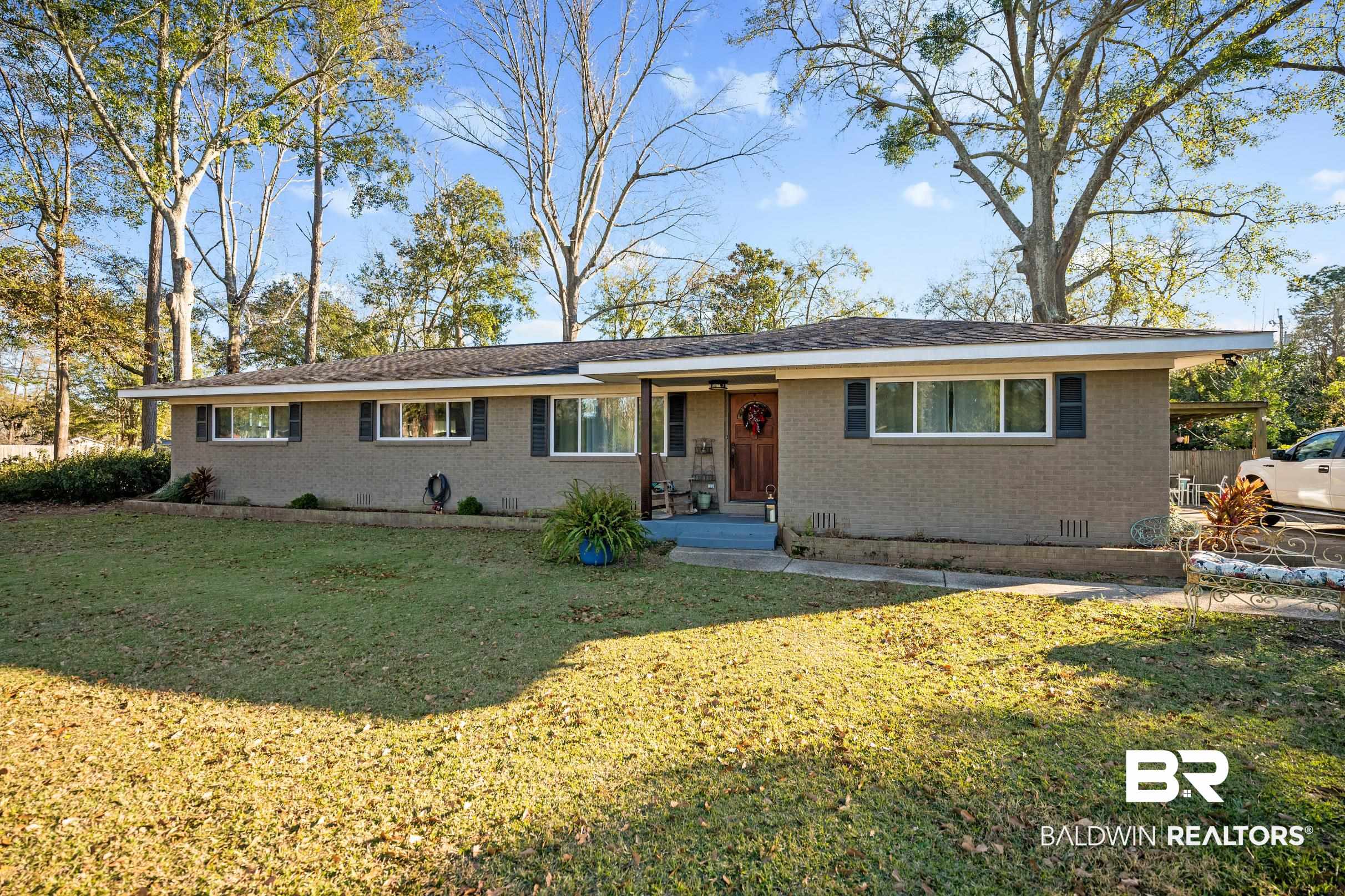 401 West Myrtle Avenue Foley, AL 36535 - Photo 1 of 39