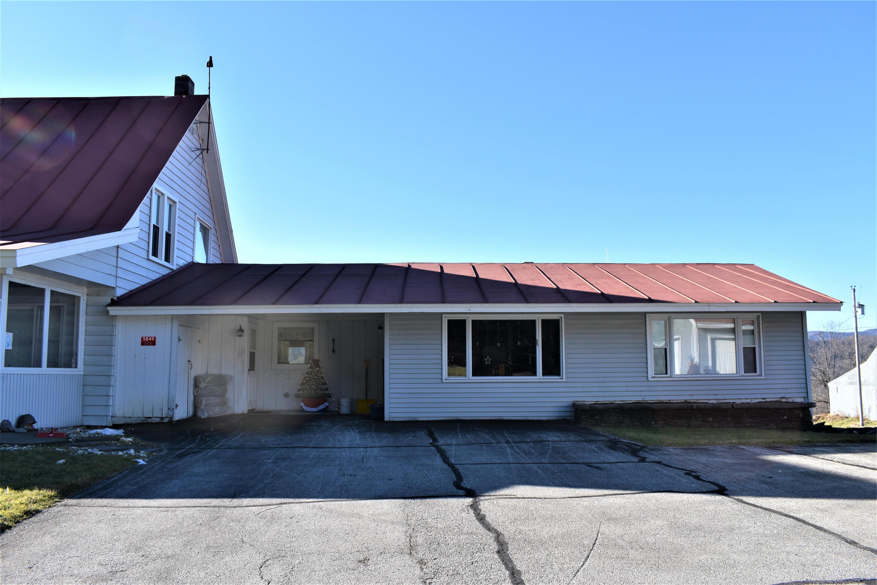 5849 North Road Bethel, VT 05032 - Photo 7 of 33