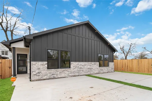 $499,000 | 4314 Stassen Street, Houston, TX 77051