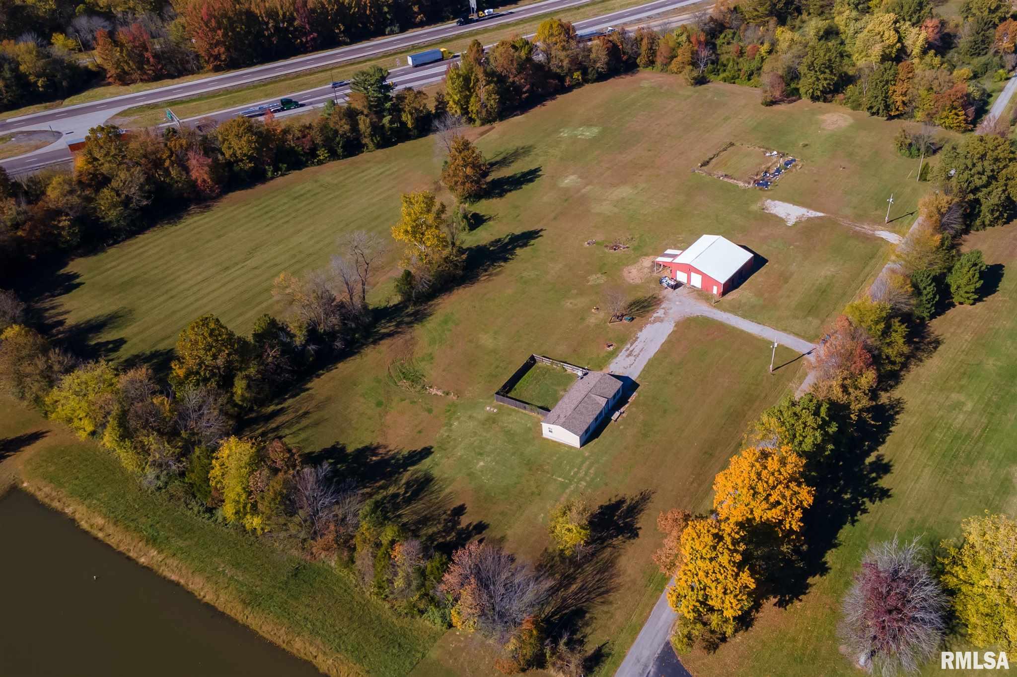2433 Teske Road Marion, IL 62959 - Photo 4 of 30 Gallery Image 4