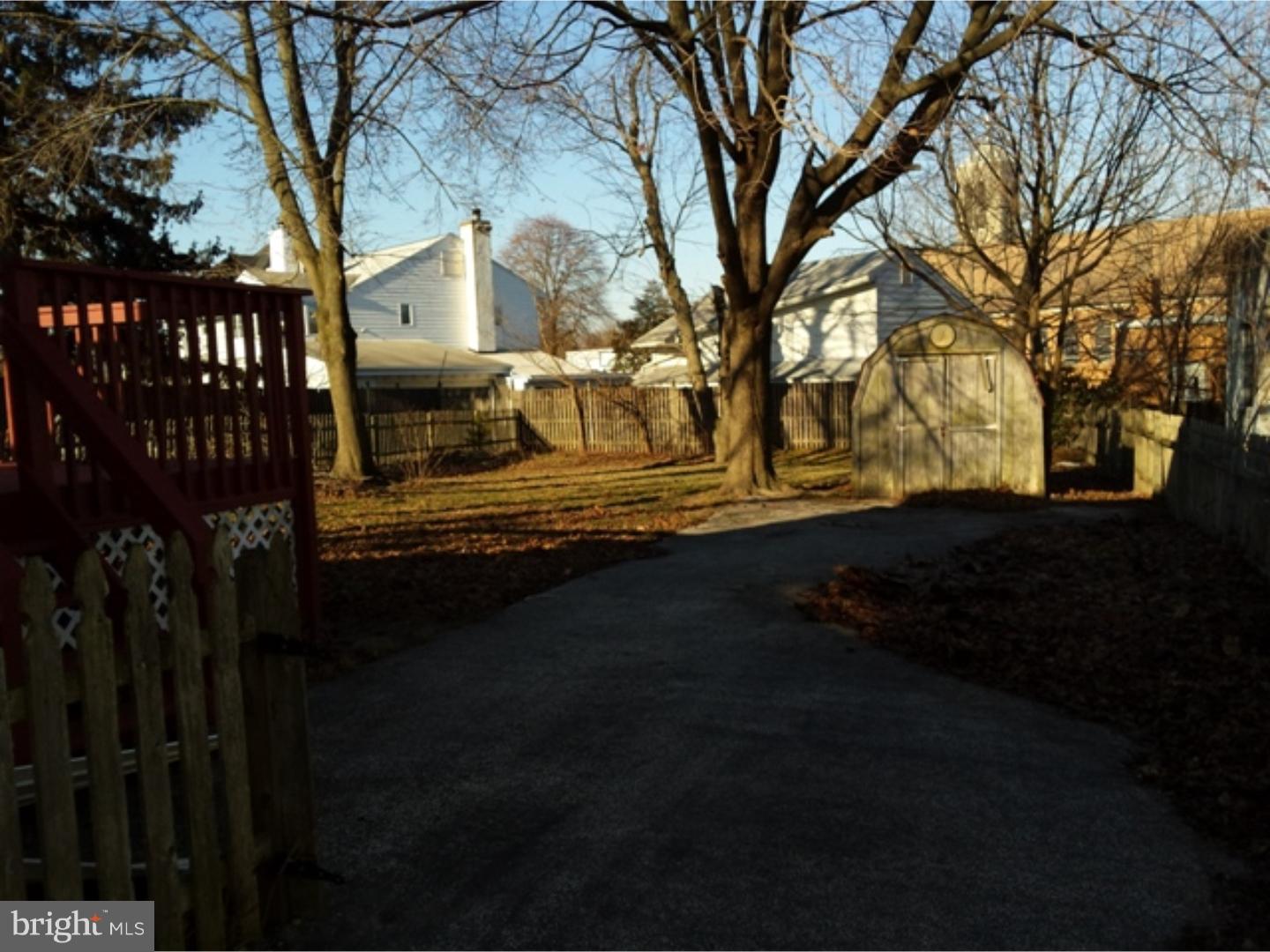 124 East Maple Avenue Lindenwold, NJ 08021 - Photo 2 of 14