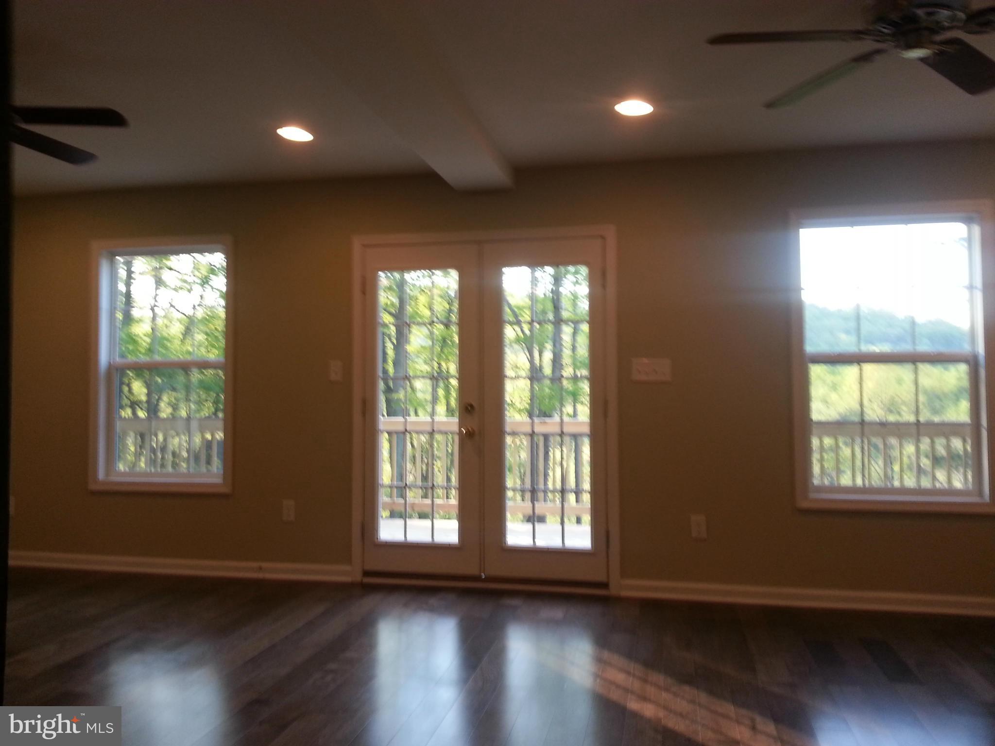 109 Hopkins Bluff Road Front Royal, VA 22630 - Photo 15 of 24 Living Room