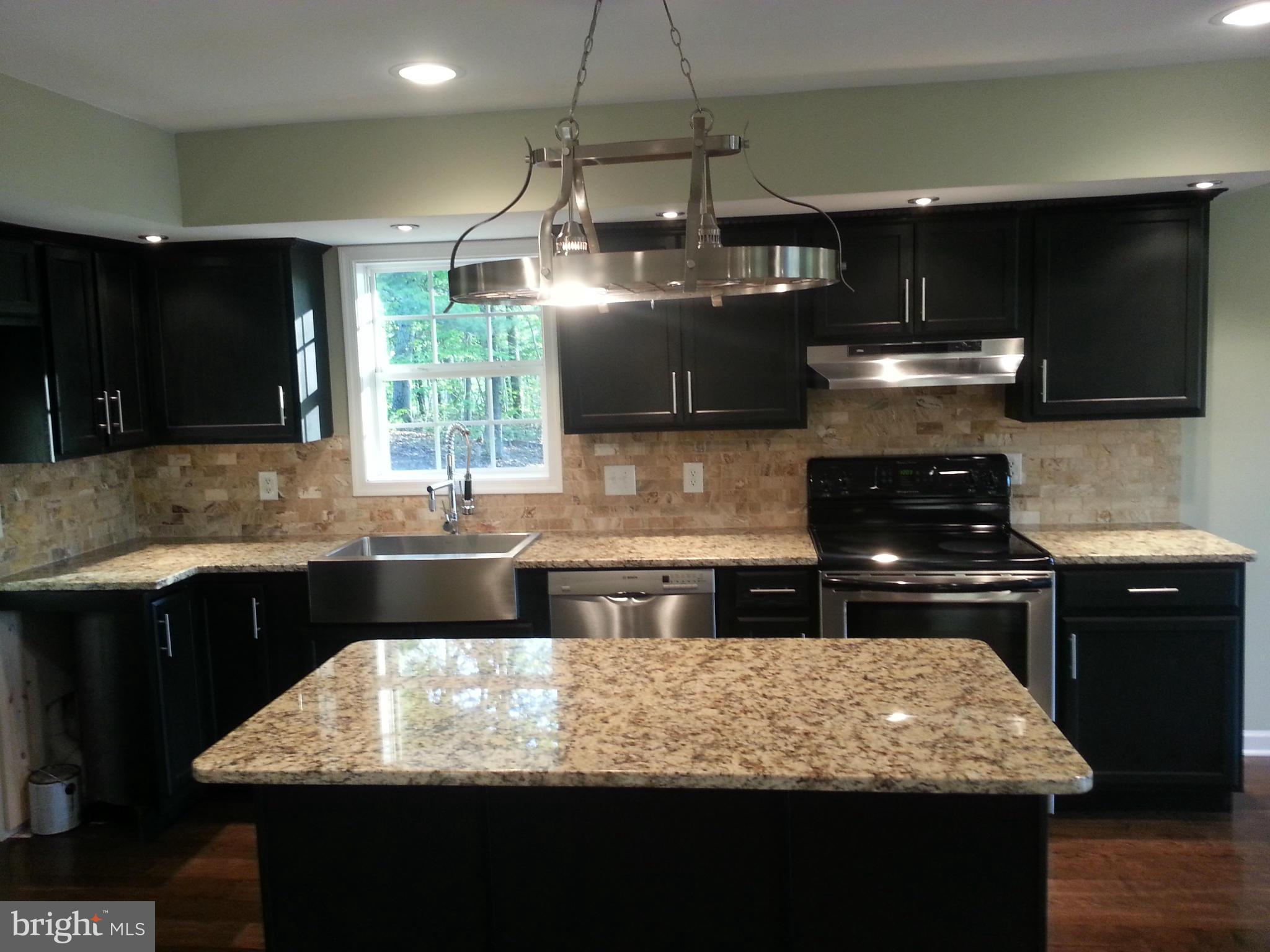 109 Hopkins Bluff Road Front Royal, VA 22630 - Photo 16 of 24 Kitchen