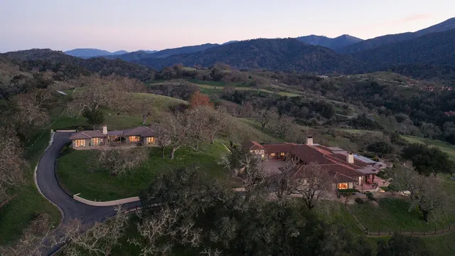 $8,950,000 | 2 Touche Pass, Carmel, CA 93923