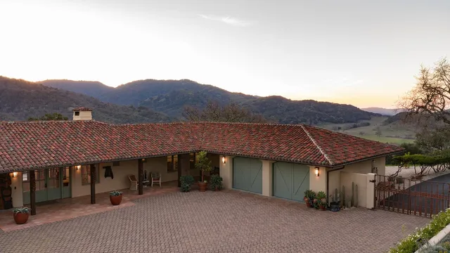 $8,950,000 | 2 Touche Pass, Carmel, CA 93923