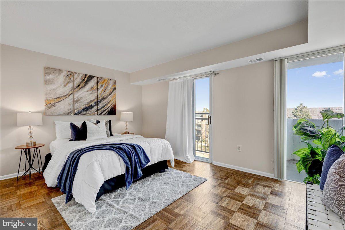 700 7th Street Southwest, Unit 419 Washington, DC 20024 - Photo 12 of 28