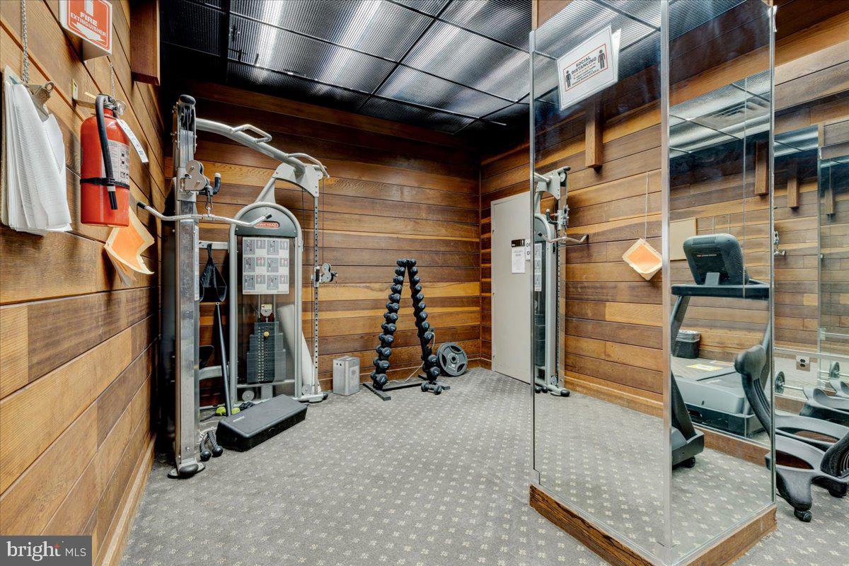 700 7th Street Southwest, Unit 419 Washington, DC 20024 - Photo 18 of 28