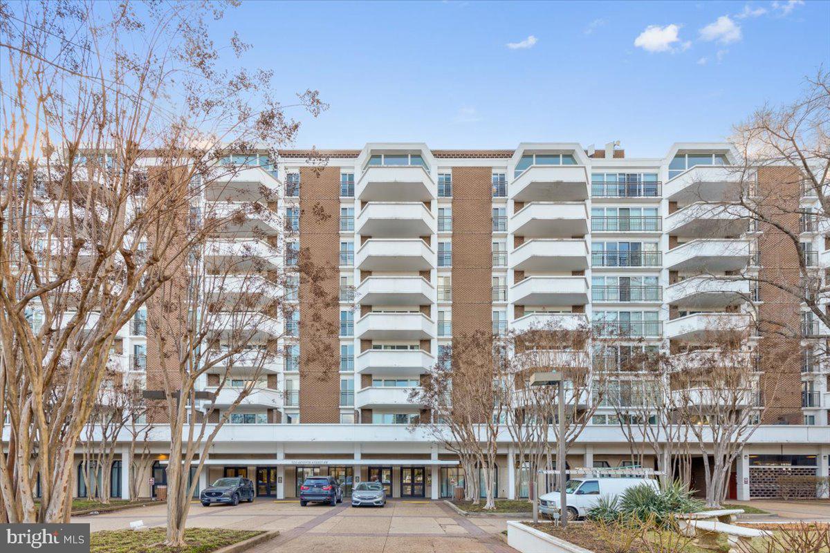 700 7th Street Southwest, Unit 419 Washington, DC 20024 - Photo 23 of 28