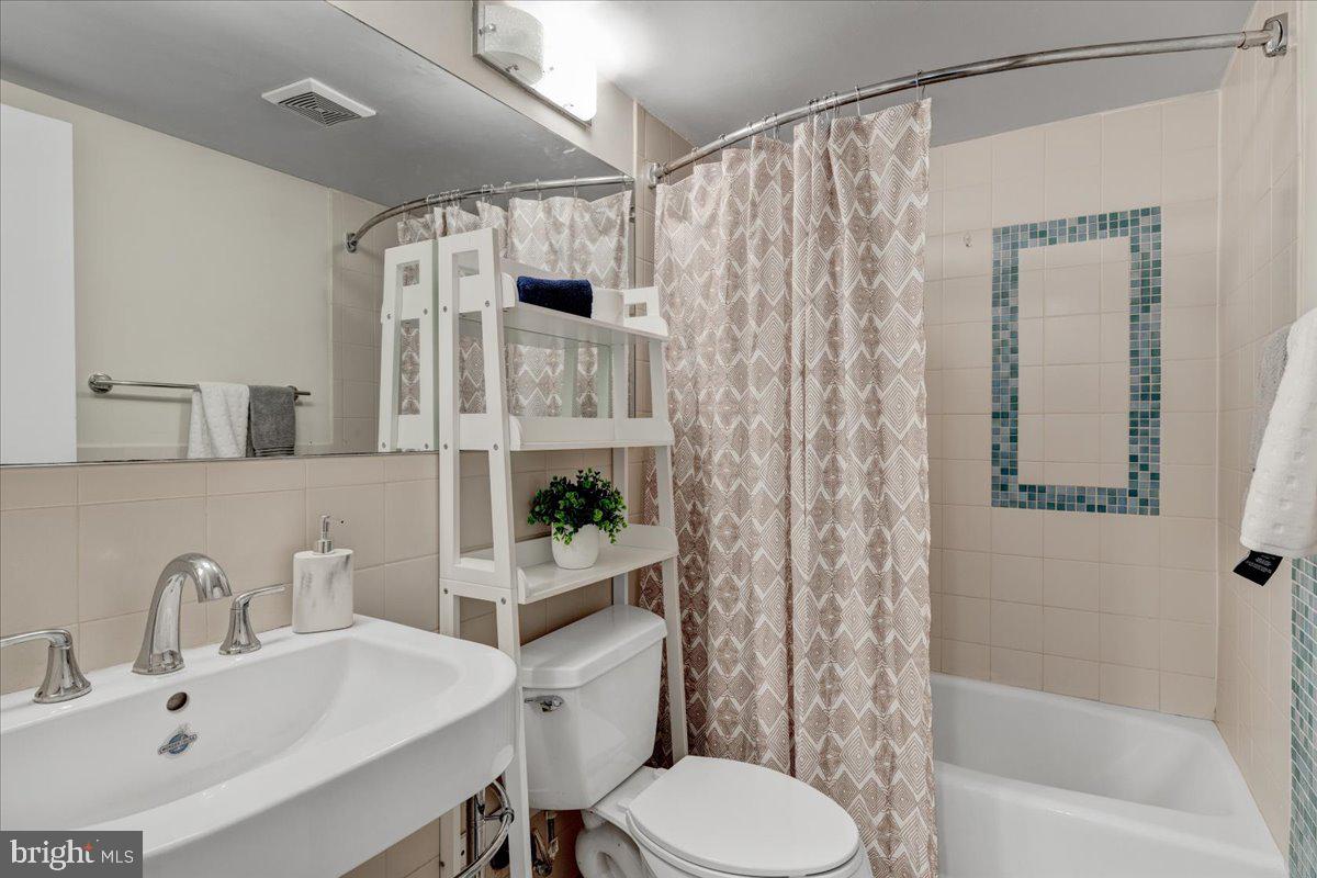 700 7th Street Southwest, Unit 419 Washington, DC 20024 - Photo 10 of 28