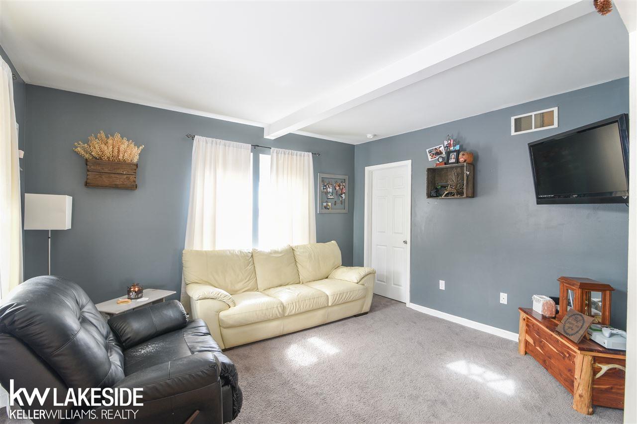 71888 Memphis Ridge Road Richmond, MI 48062 - Photo 9 of 34 31369928-8.JPG