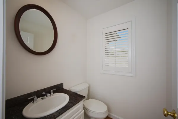 $1,595,000 | 503 Cushing Road, Newmarket, NH 03857