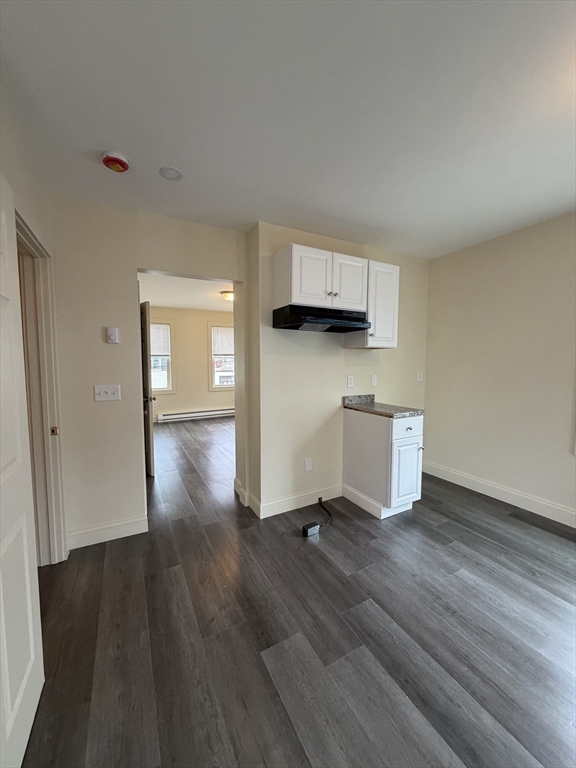 11 Exchange Court, Unit 2 Waltham, MA 02451 - Photo 2 of 5