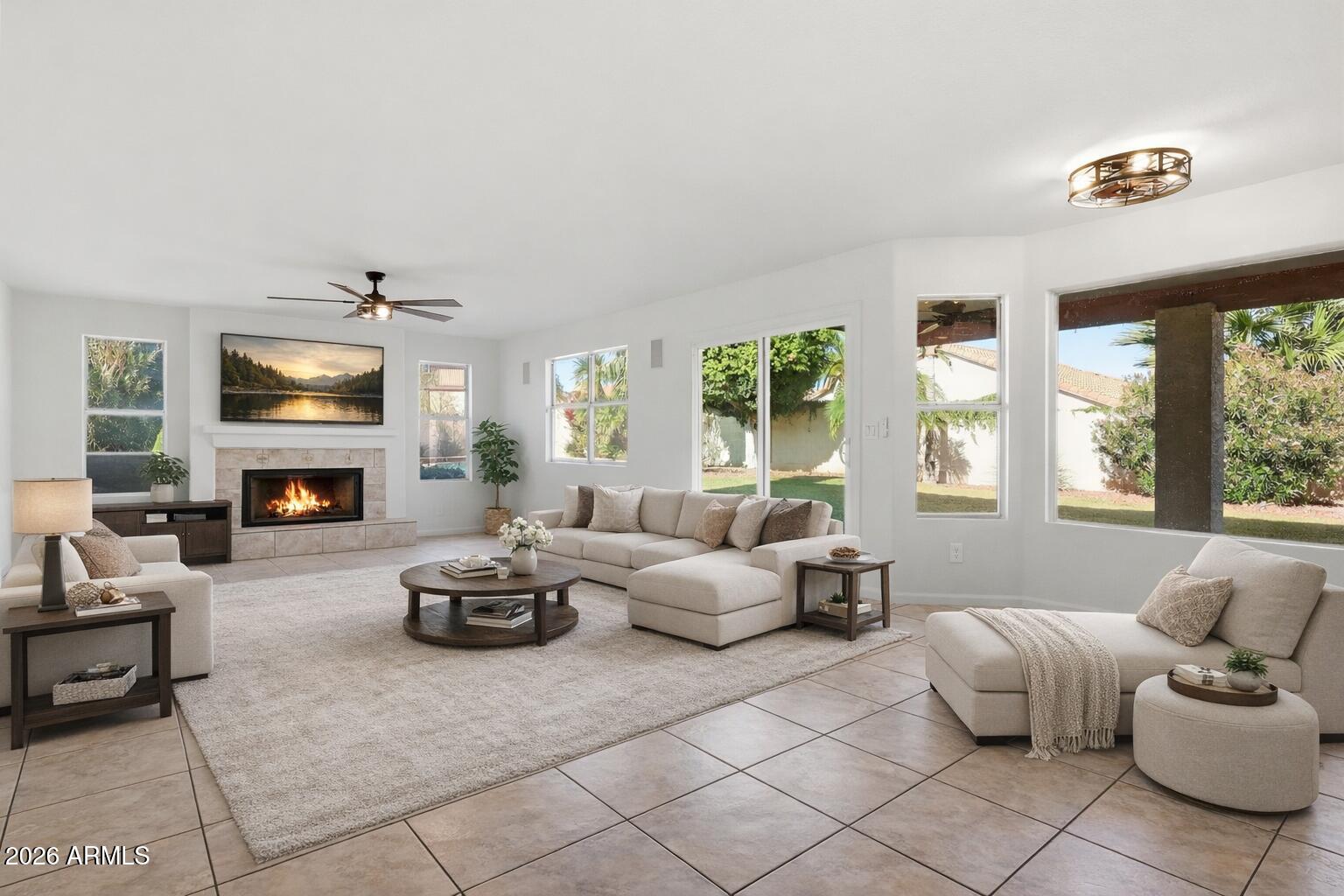 14019 North 29th Place Phoenix, AZ 85032 - Photo 9 of 92 Virtually Staged