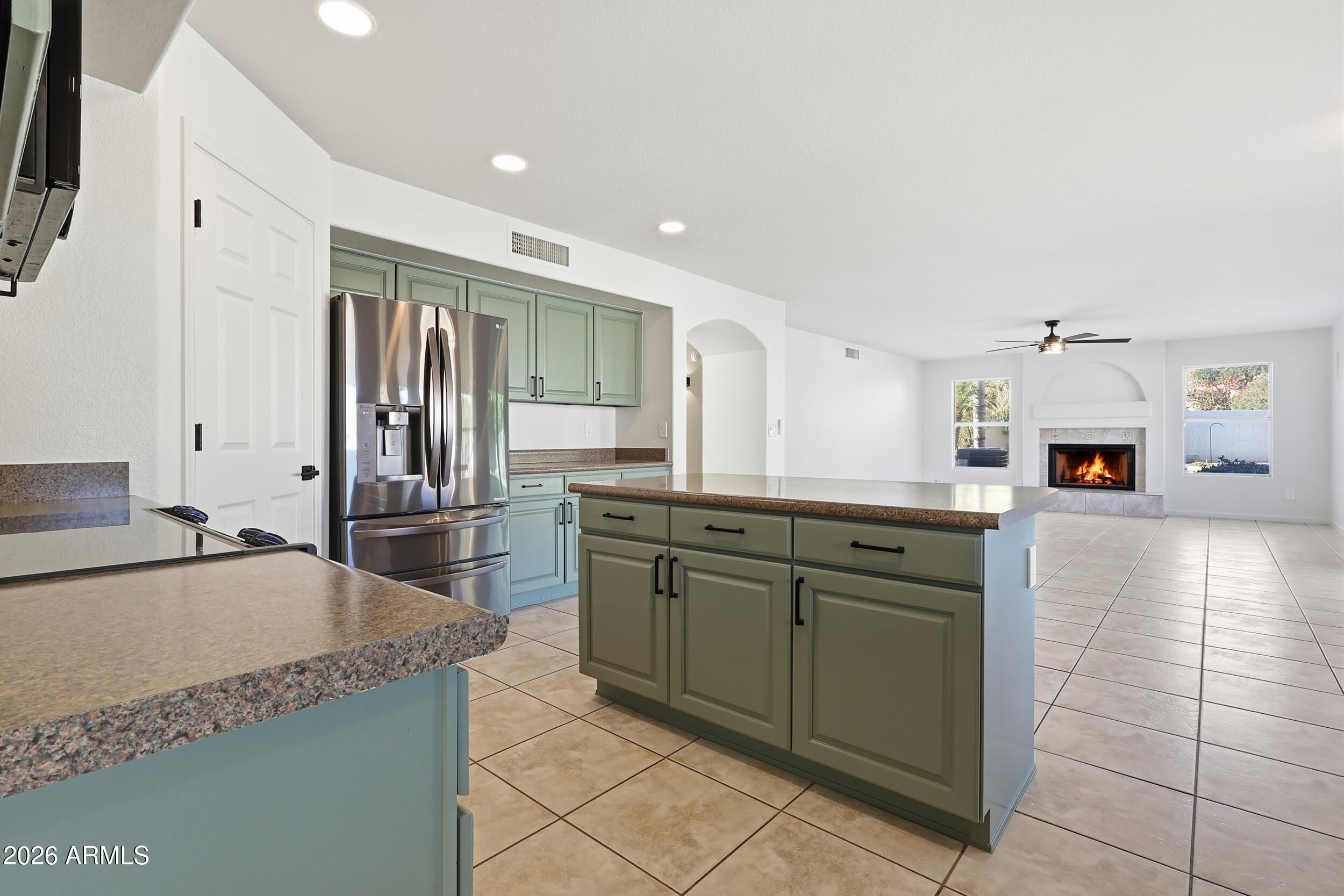 14019 North 29th Place Phoenix, AZ 85032 - Photo 23 of 92 18_img_9461_with_fire