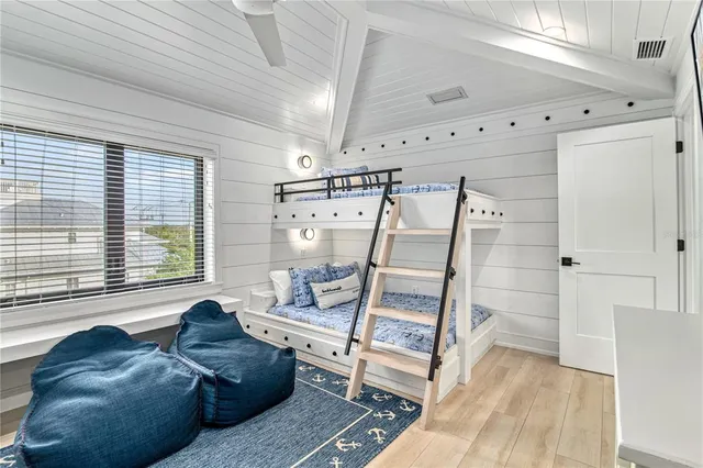 $5,500,000 | 129 McKinley Drive, Sarasota, FL 34236