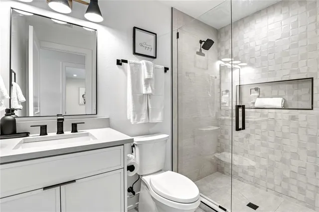 $5,500,000 | 129 McKinley Drive, Sarasota, FL 34236