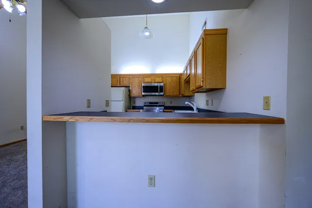 $265,000 | 9354 West Loomis Road, Unit 4, Franklin, WI 53132