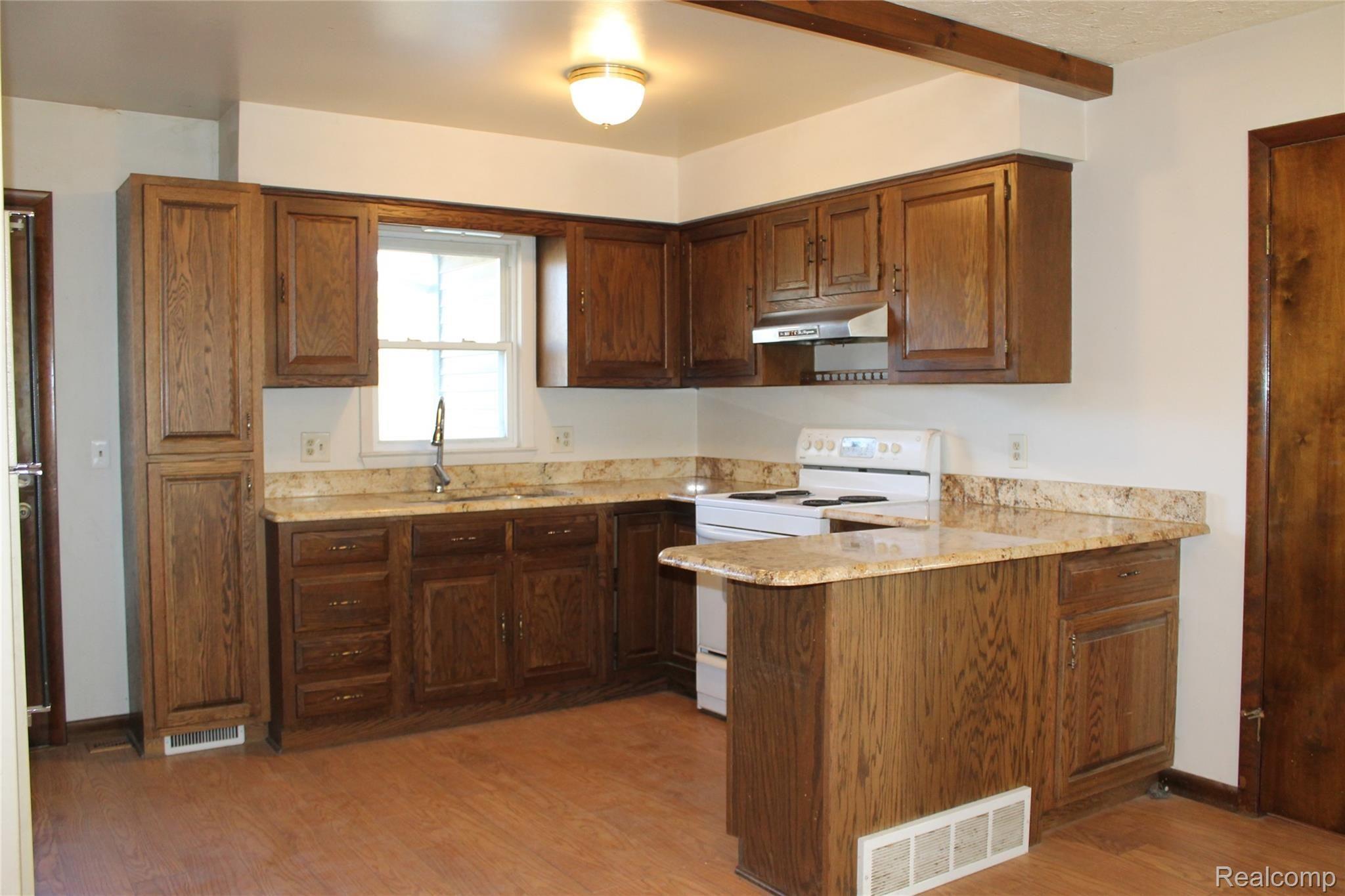10605 Noggles Road Manchester, MI 48158 - Photo 10 of 74 IMG_0532.JPG