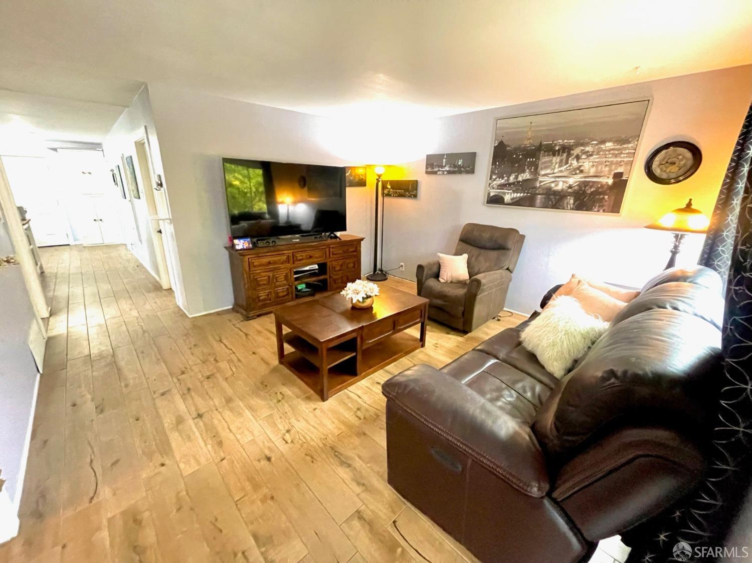 478 E Street Daly City, CA 94014 - Photo 3 of 20