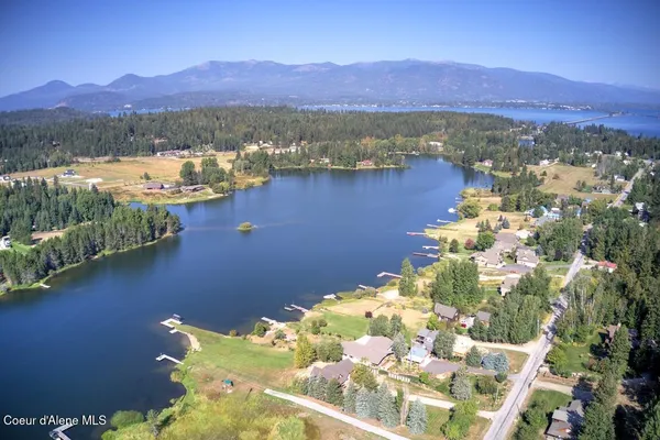 $2,545,000 | 1047 Comeback Bay Lane, Sagle, ID 83860