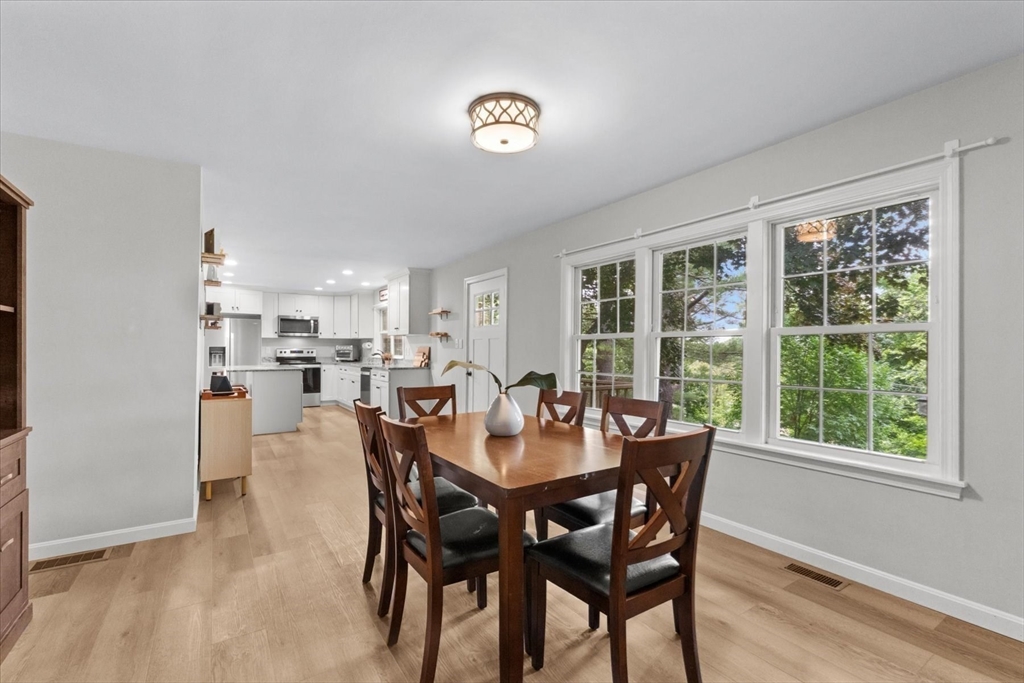 11 Mendon Road Northbridge, MA 01534 - Photo 8 of 42