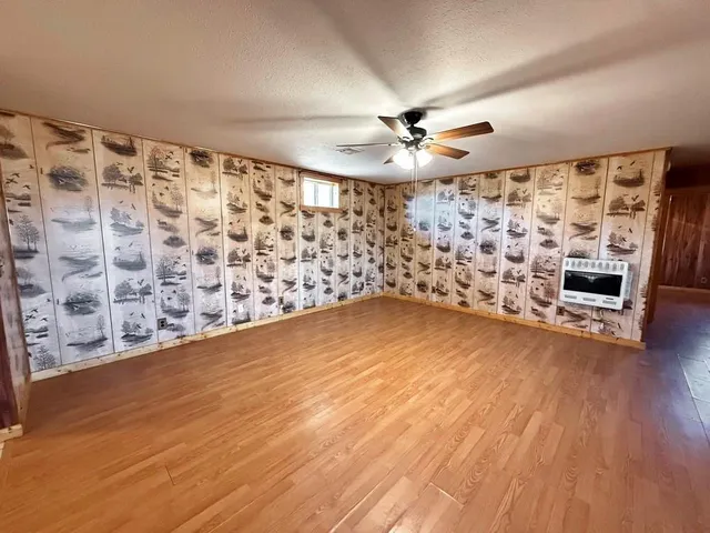 $375,000 | 4552 South 201 Road, El Dorado Springs, MO 64744