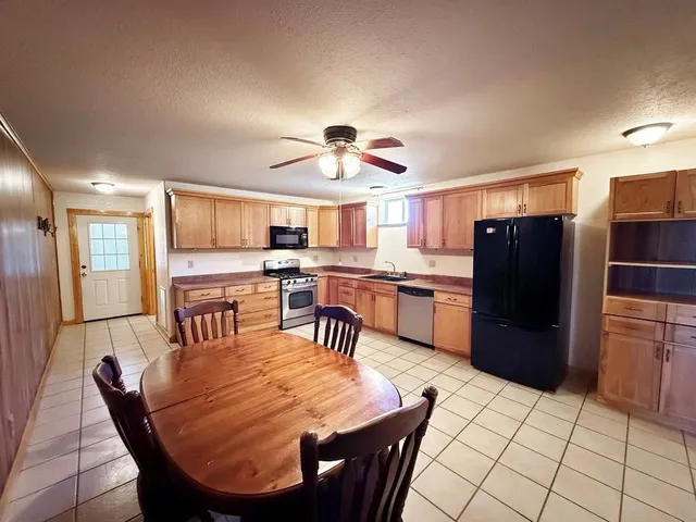 $375,000 | 4552 South 201 Road, El Dorado Springs, MO 64744