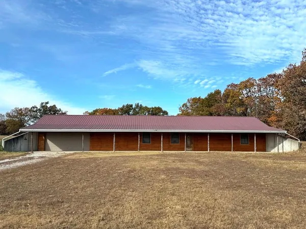 $375,000 | 4552 South 201 Road, El Dorado Springs, MO 64744