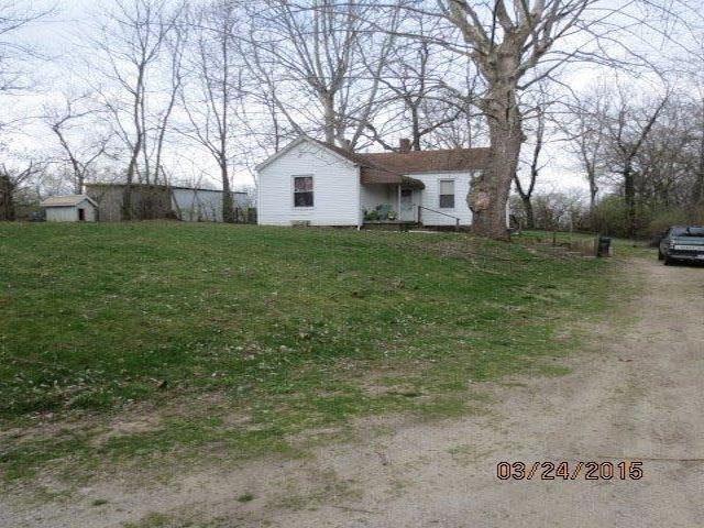 1985 Jackson Road Hamilton, OH 45011 - Photo 6 of 32 Gallery Image 6