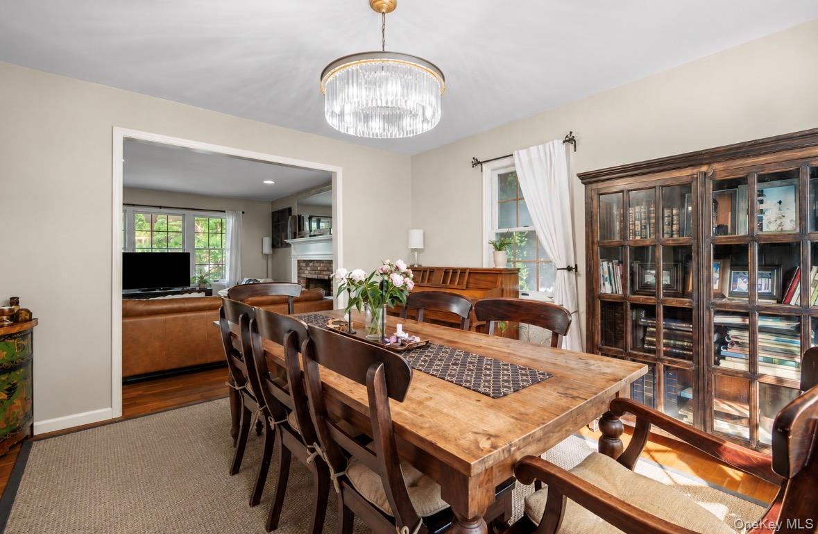 8 Burton Road Larchmont, NY 10538 - Photo 10 of 29