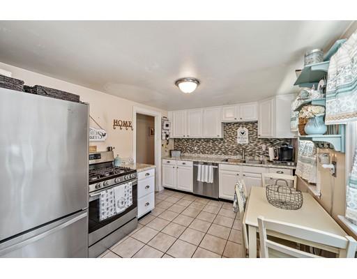 27 Frank Road Weymouth, MA 02191 - Photo 4 of 22 Gallery Image 4
