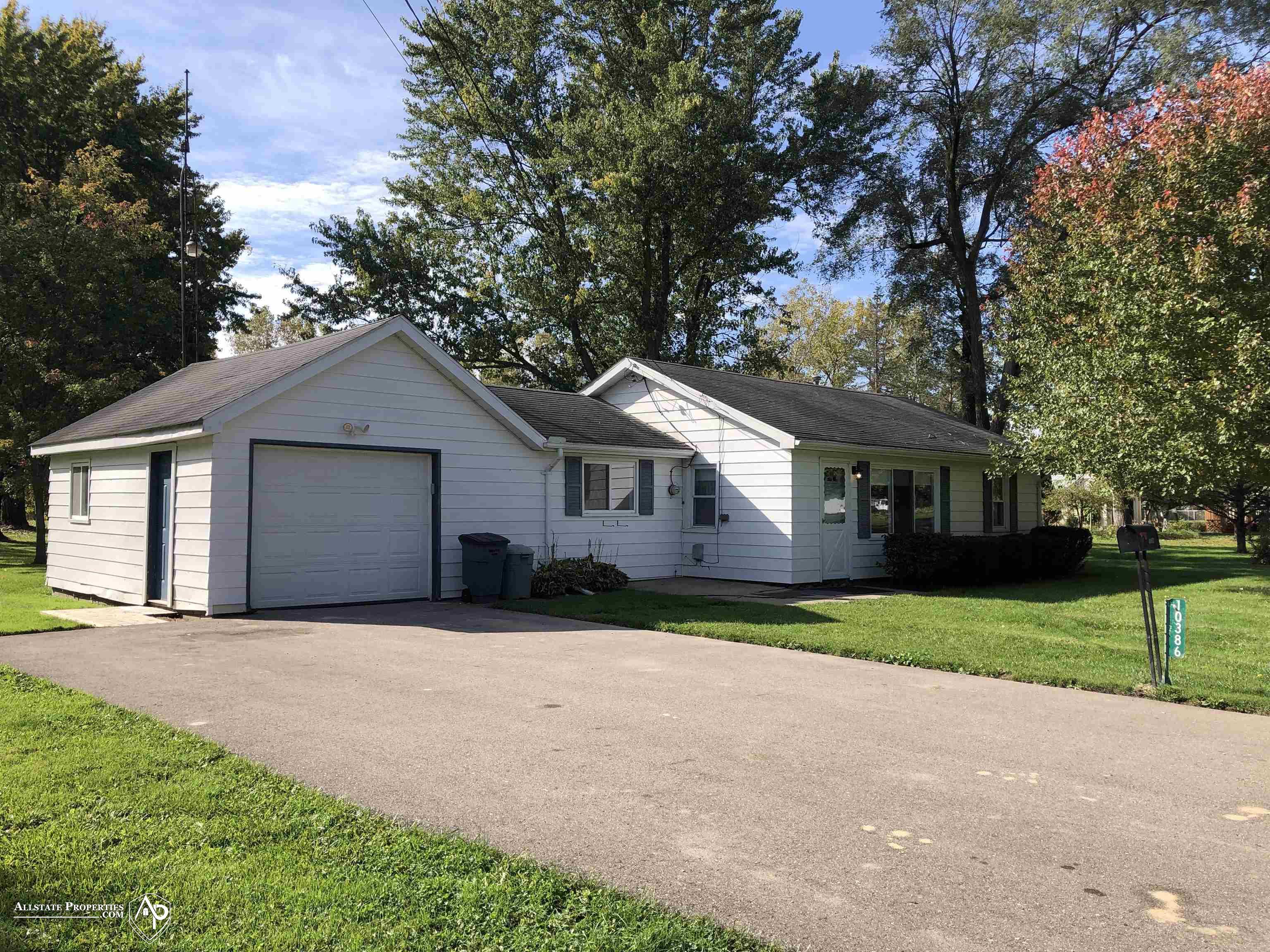 10386 Clark Road Davison, MI 48423 - Photo 2 of 15 50125595-1.JPG