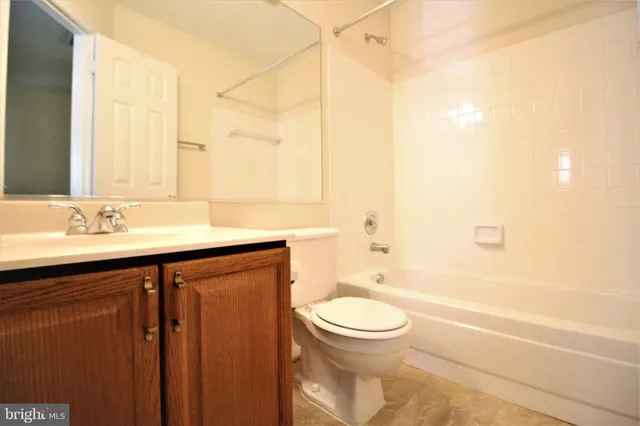 $2,878 | 5317 Buxton Court, Alexandria, VA 22315