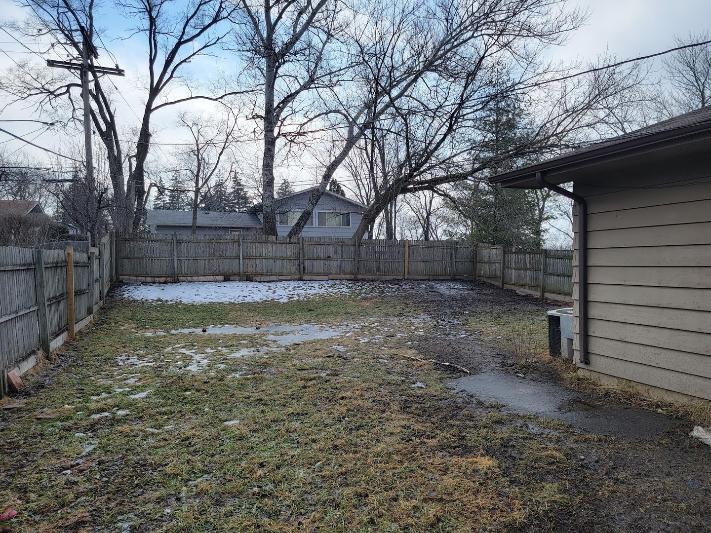 1935 Ashley Road Hoffman Estates, IL 60169 - Photo 28 of 28 a view of a backyard with large trees
