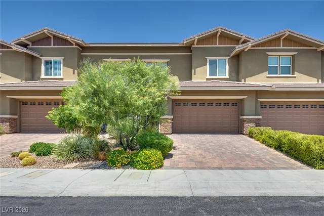 $2,400 | 10372 Pescado Lane, Las Vegas, NV 89135